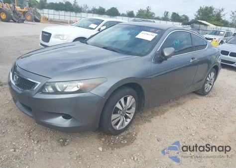 2010 Honda Accord 2.4 Lx-S z USA, uszkodzony, nr VIN 1HGCS1B33AA017229